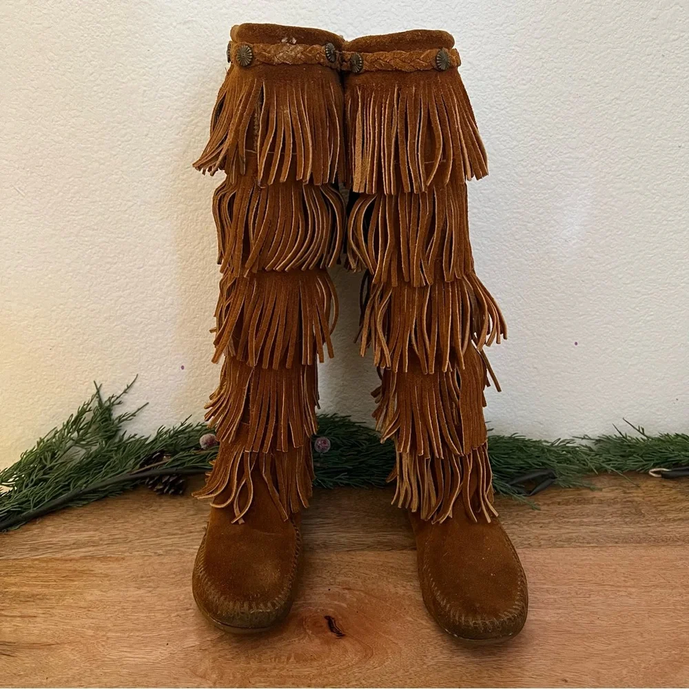 Minnetonka 5 Layer Fringed Brown Leather Tall Moccasin Boots Size 5